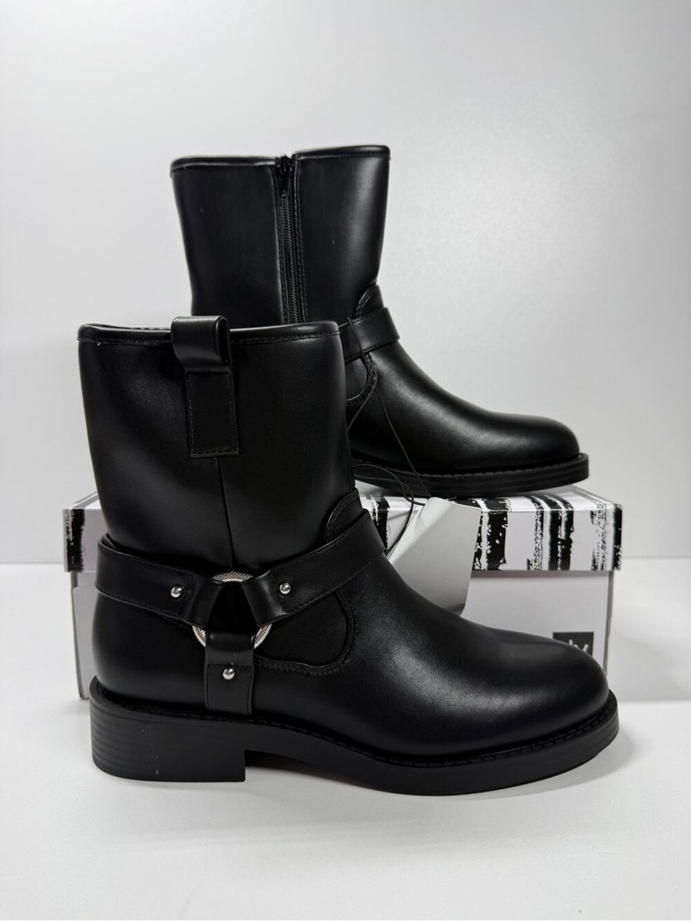 NIB • Dv Dolce Vita Women's Moto Boot Size: 8